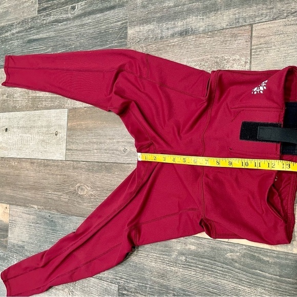 Tactica Defense Fashion Conceal Carry Leggings pant Women's Size Medium Merlot - Picture 6 of 11